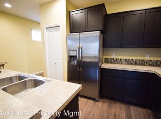 8570 SW Schmidt Loop, Tigard, OR 97224