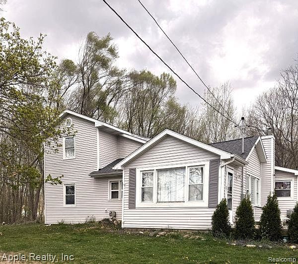 1st image of 510 Maple St