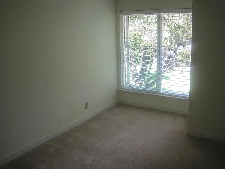 1479 Marlin Ave — Photo 12
