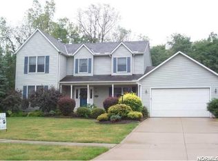 53 Baldwin Ct, Amherst, OH 44001