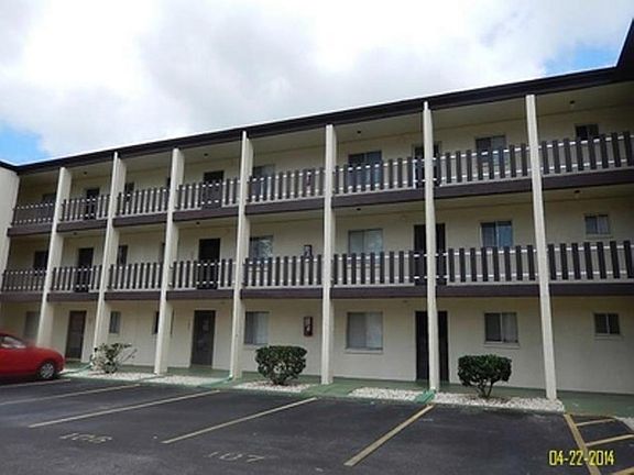 4th image of 4158 Heron Way #B205