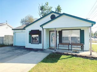 2500 Parkcrest Dr, Bentonville, AR 72712