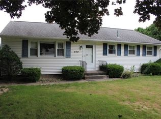 140 Attridge Rd, North Chili, NY 14514