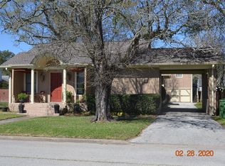 2221 Beaumont Ave, Liberty, TX 77575