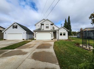 2730 Morin Point St, Erie, MI 48133