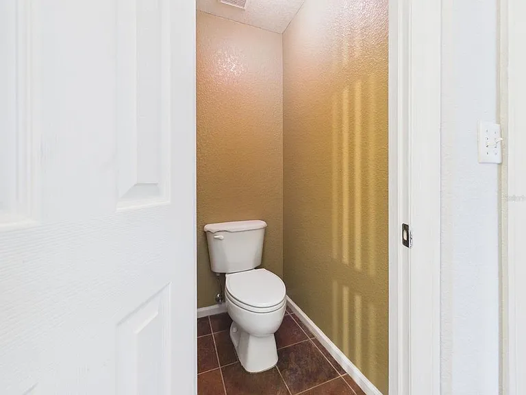 16310 Fairford Palms Ct — Photo 33