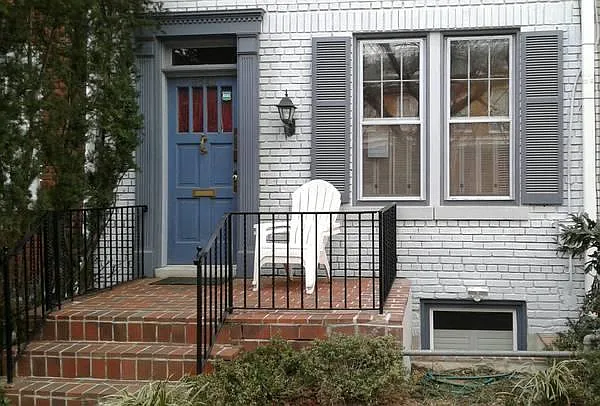 3542 T St NW photo 1