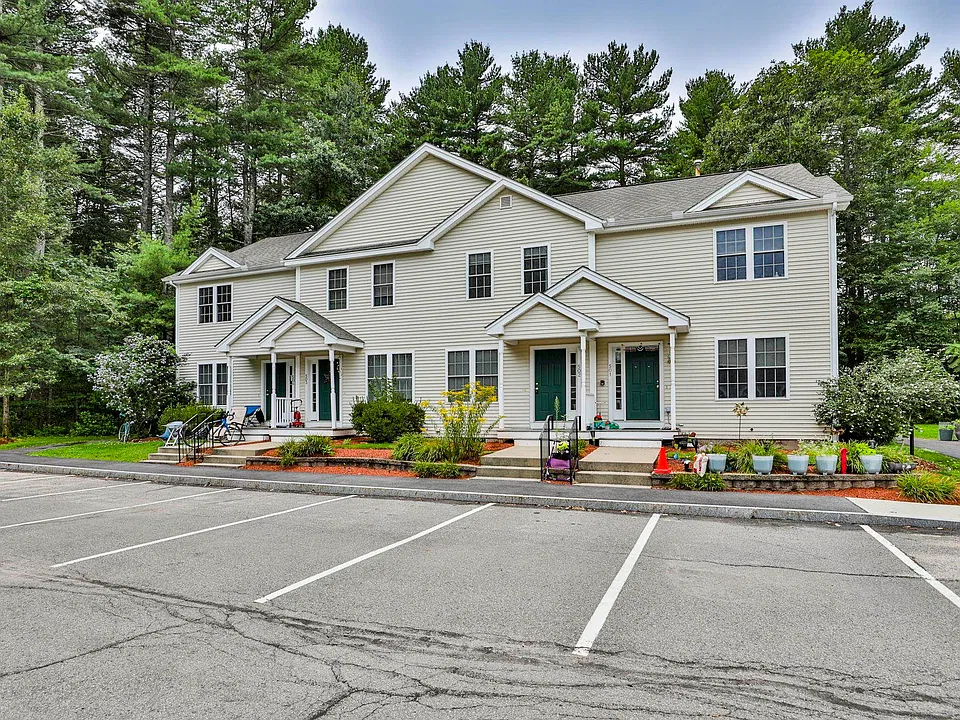 50 Barrington Ave #502