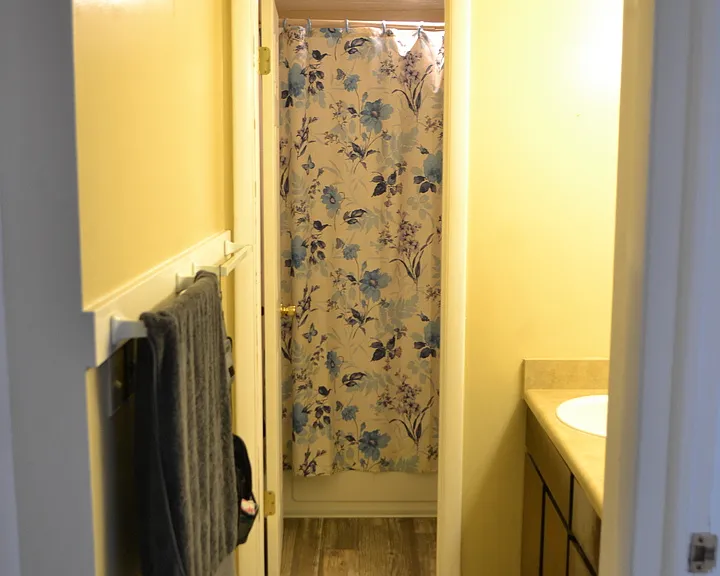 469 N 100 E — Photo 12
