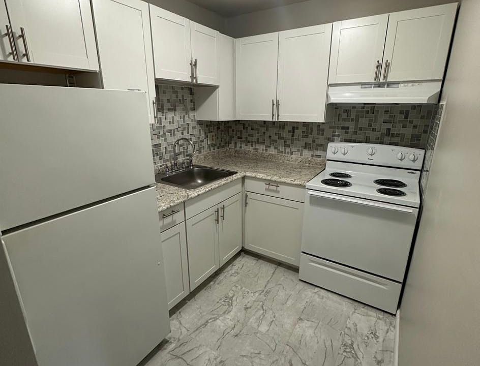 1st image of 40 Cumberland Dr APT A5