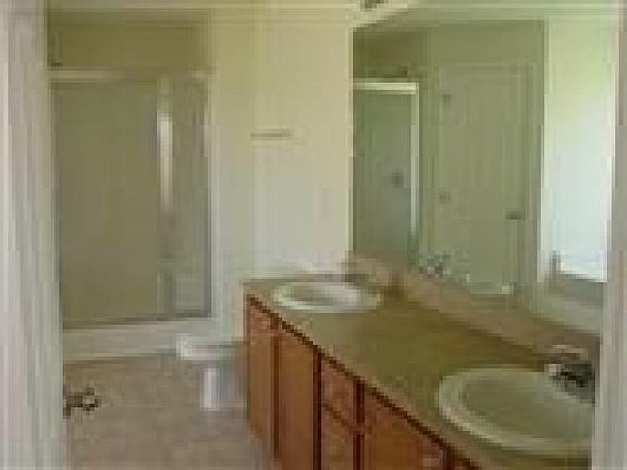 2nd image of 1240 N Gator Cir