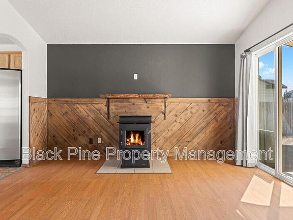 5th image of 43 S Newberry Way