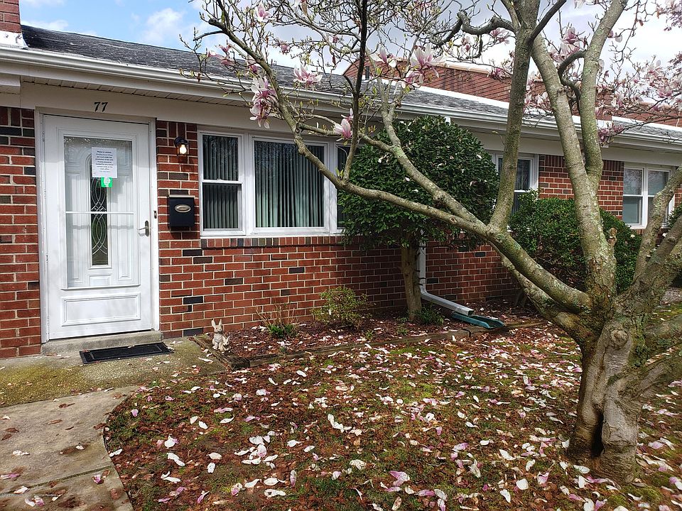 1st image of 77 Waterfront Dr