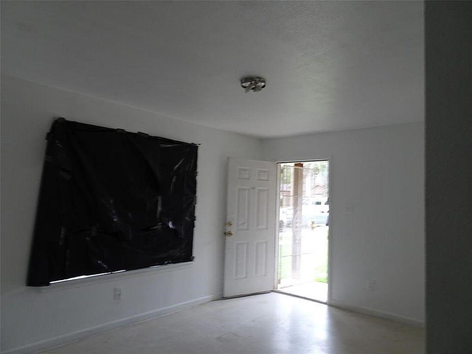 2nd image of 2109 R W Bivens Ln