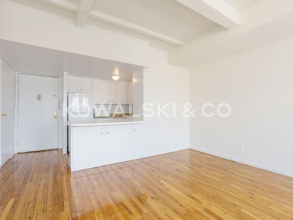 3rd image of 156 Bleecker St #9BE
