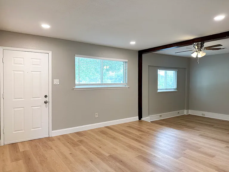 701 Tanglewood Dr — Photo 5