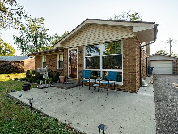 2nd image of 1603 Crystal Ct
