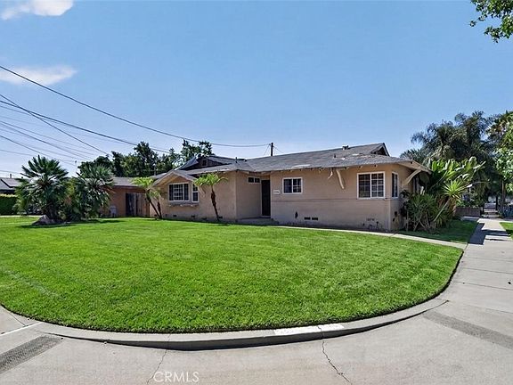 2nd image of 206 E Fig Ave