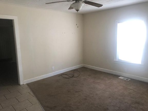 2nd image of 114 Saffell St
