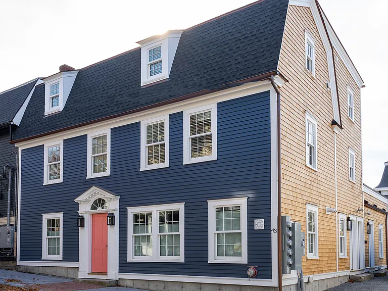43 Franklin St #1 — Photo 1