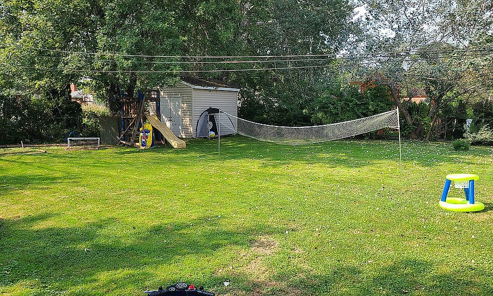 1st image of 22230 Ardmore Park Dr