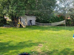 22230 Ardmore Park Dr, Saint Clair Shores, MI 48081