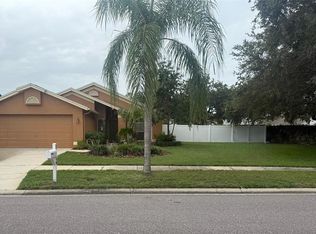 11516 Whispering Hollow Dr, Tampa, FL 33635