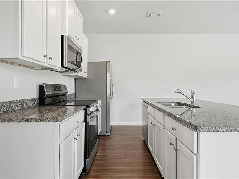 157 Green Loop NW — Photo 6