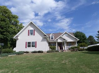 230 Crago Ave, Waynesburg, PA 15370