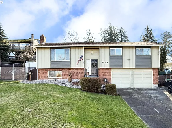 2832 NE 7th Ct, Gresham, OR 97030