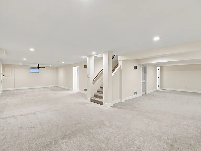 4874 Vermilion Dr — Photo 25