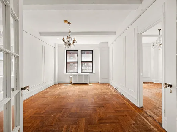 269 W 72nd St APT 9A, New York, NY 10023