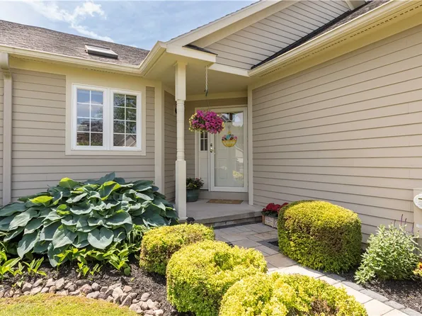 8441 Marco Ln, Baldwinsville, NY 13027