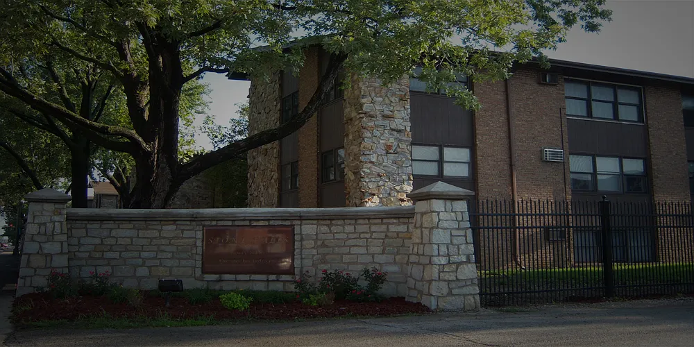 The Stone Falls Apartments — Photo 1