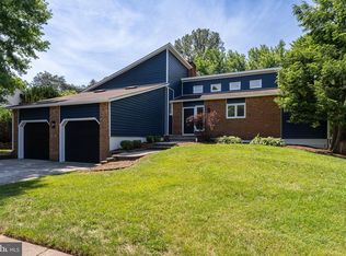 14737 Jarnigan St, Centreville, VA 20120