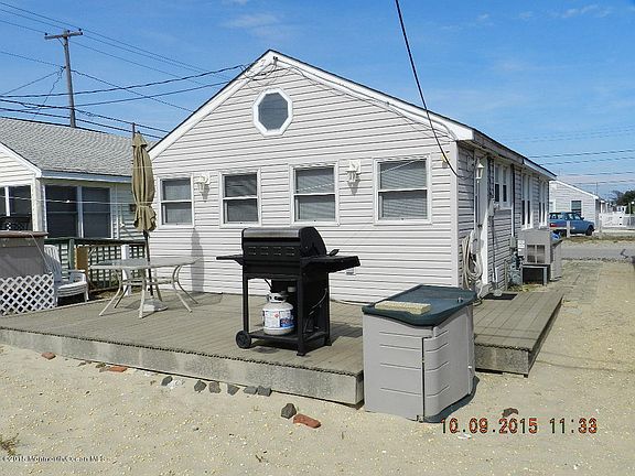 2nd image of 30 7th Ln