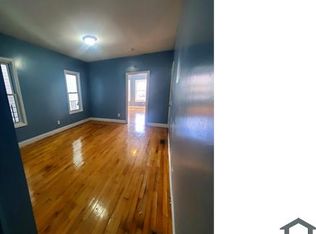 486 Irvine Turner Blvd #1, Newark, NJ 07108