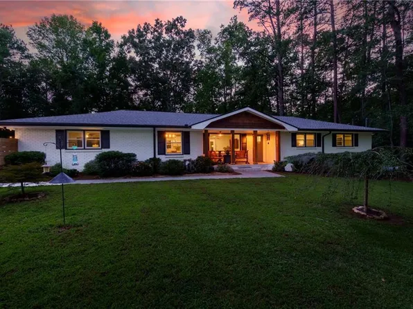 4064 Covered Bridge Rd SW, Smyrna, GA 30082