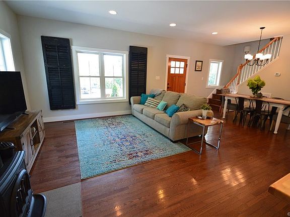 3rd image of 3328 Tillar Lane