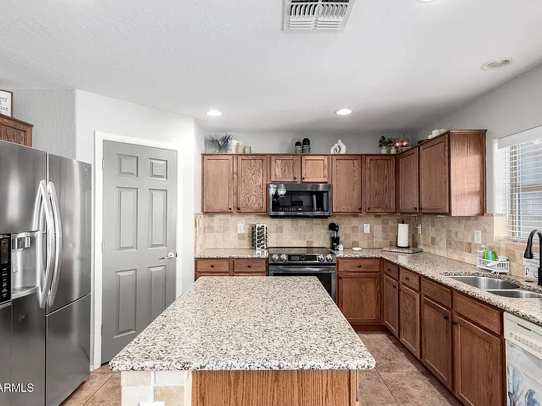 18452 E El Amancer — Photo 30