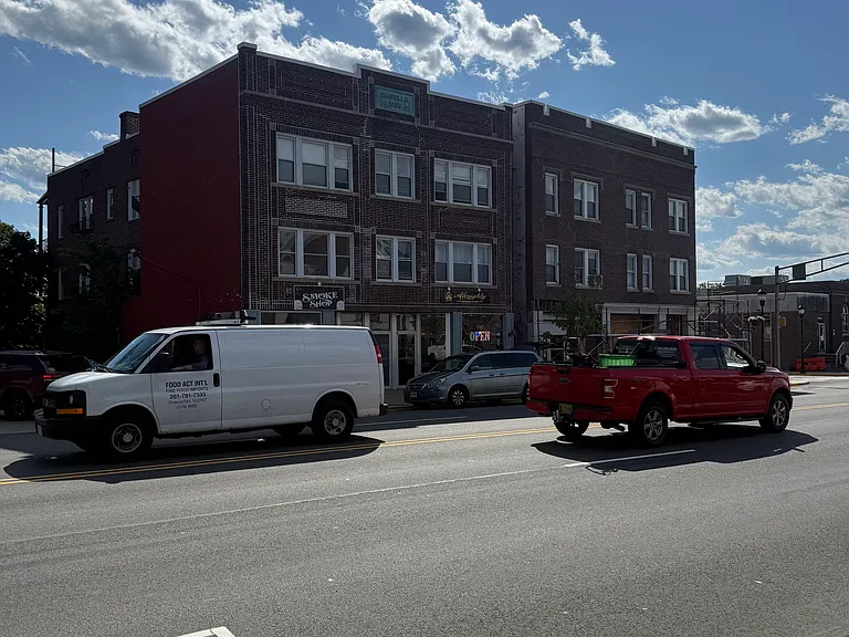 254 Bloomfield Ave #4 — Photo 23