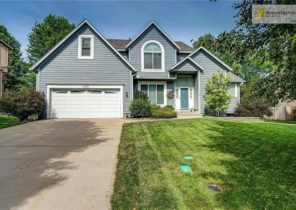 Move In Ready 2 Story!