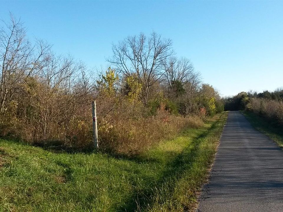 2nd image of 2000 Boone Rd