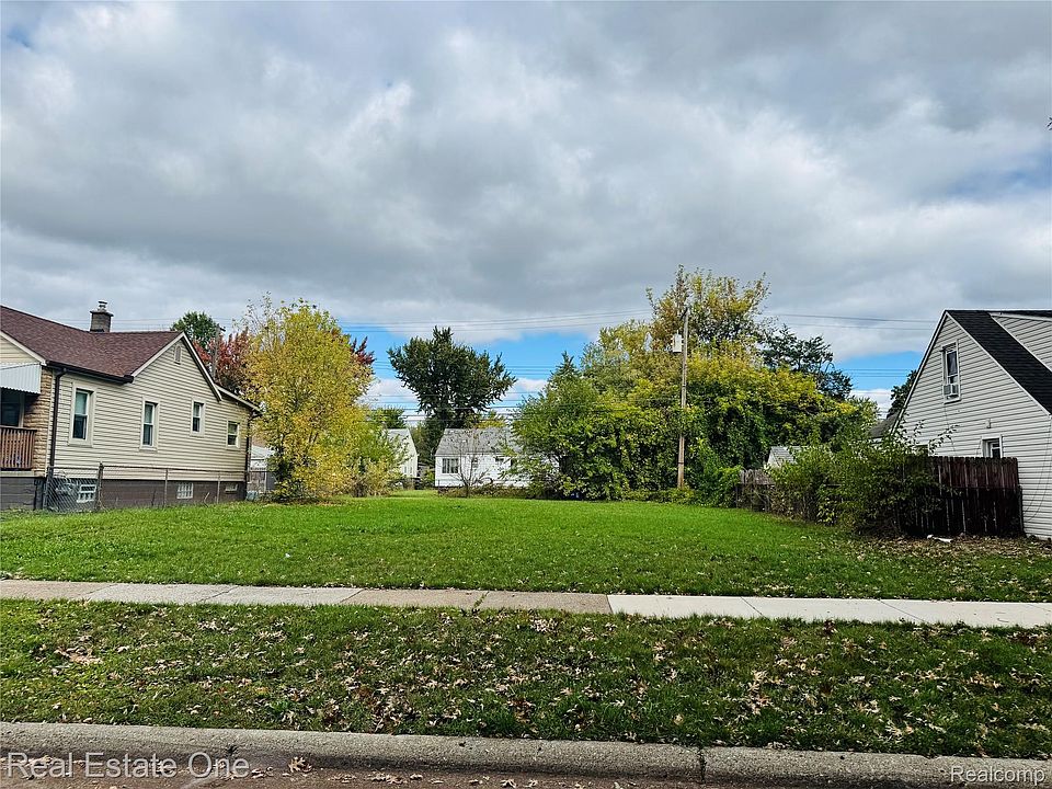 1st image of 1670 Richmond Ave