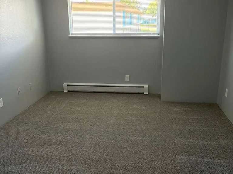 601 S Kent St — Photo 17