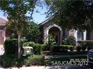 3rd image of 8 Jasmine Dr