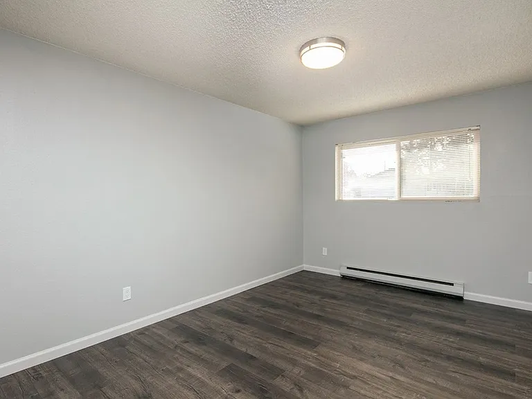 10295 NE 189th St — Photo 8