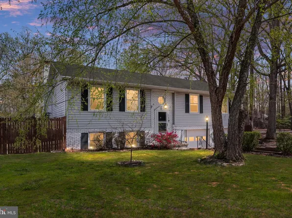 15195 Dyers Rd, Woodbridge, VA 22193