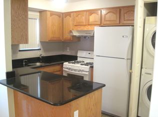 3615 166th St APT 2G, Flushing, NY 11358