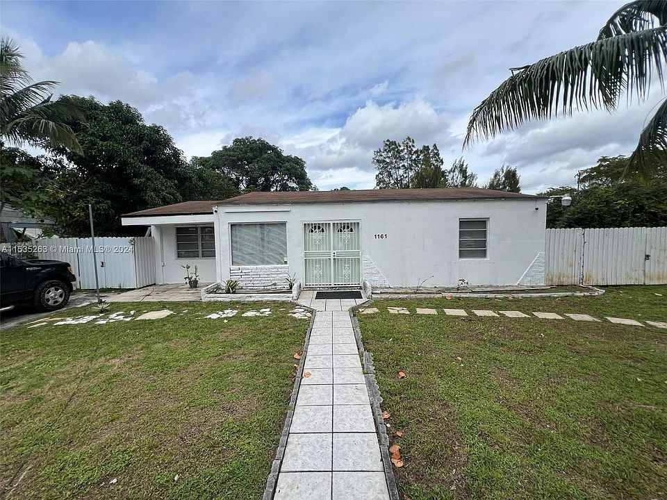 1st image of 1161 NE 140th St